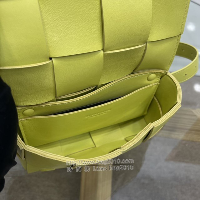 Bottega veneta高端女包 KF0015奇異果色 寶緹嘉CAEESTTE腰包 BV經典款手工編織手包腰包胸包斜挎包  gxz1204